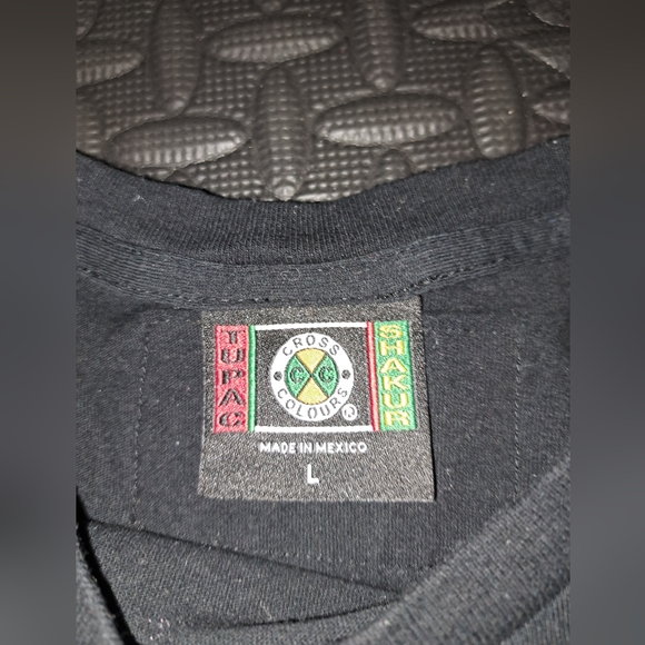 Vintage Tupac Shakur graphic tshirt - Picture 9 of 14